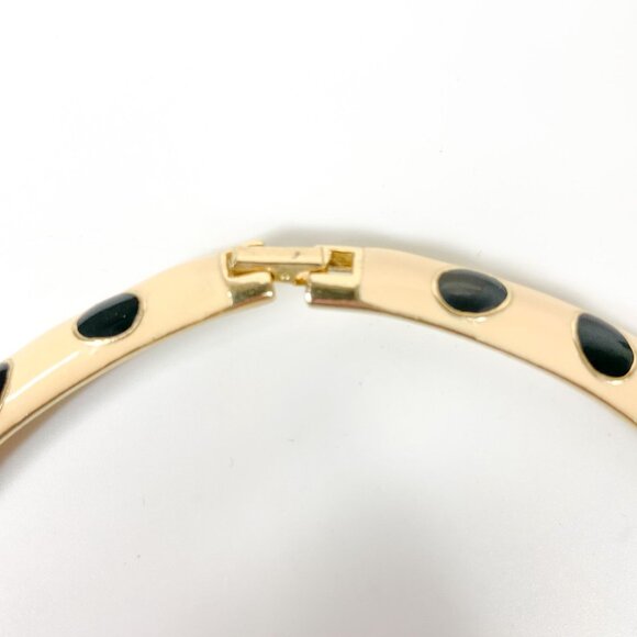 Enameled Cream Black Dots Leopard Torque Necklace Coordinating Clip-On Earrings - Picture 3 of 5